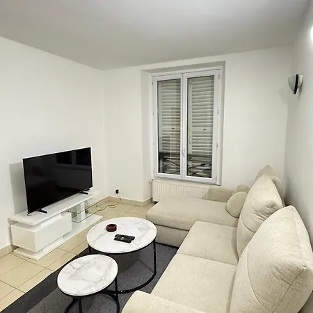 Apartment Modern Et Agreable St Lazare